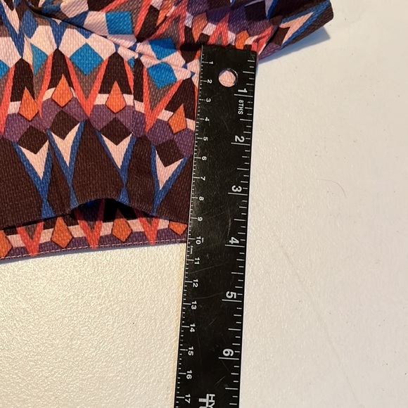 J. Crew size 6 purple & pink  Aztec print shorts with pockets and back ziip - Picture 9 of 15